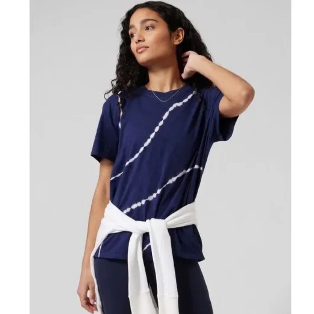 NWT Athleta Navy Blue Tie-Dye Organic Daily Relaxed Tee Size Medium